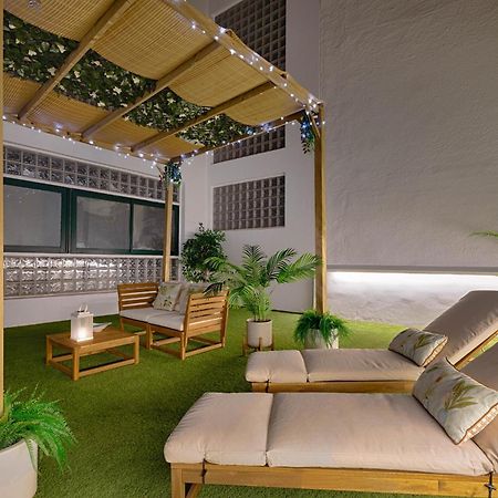 C30 Deluxe Studio With Terrace Into Cathedral Square Διαμέρισμα Μάλαγα Εξωτερικό φωτογραφία