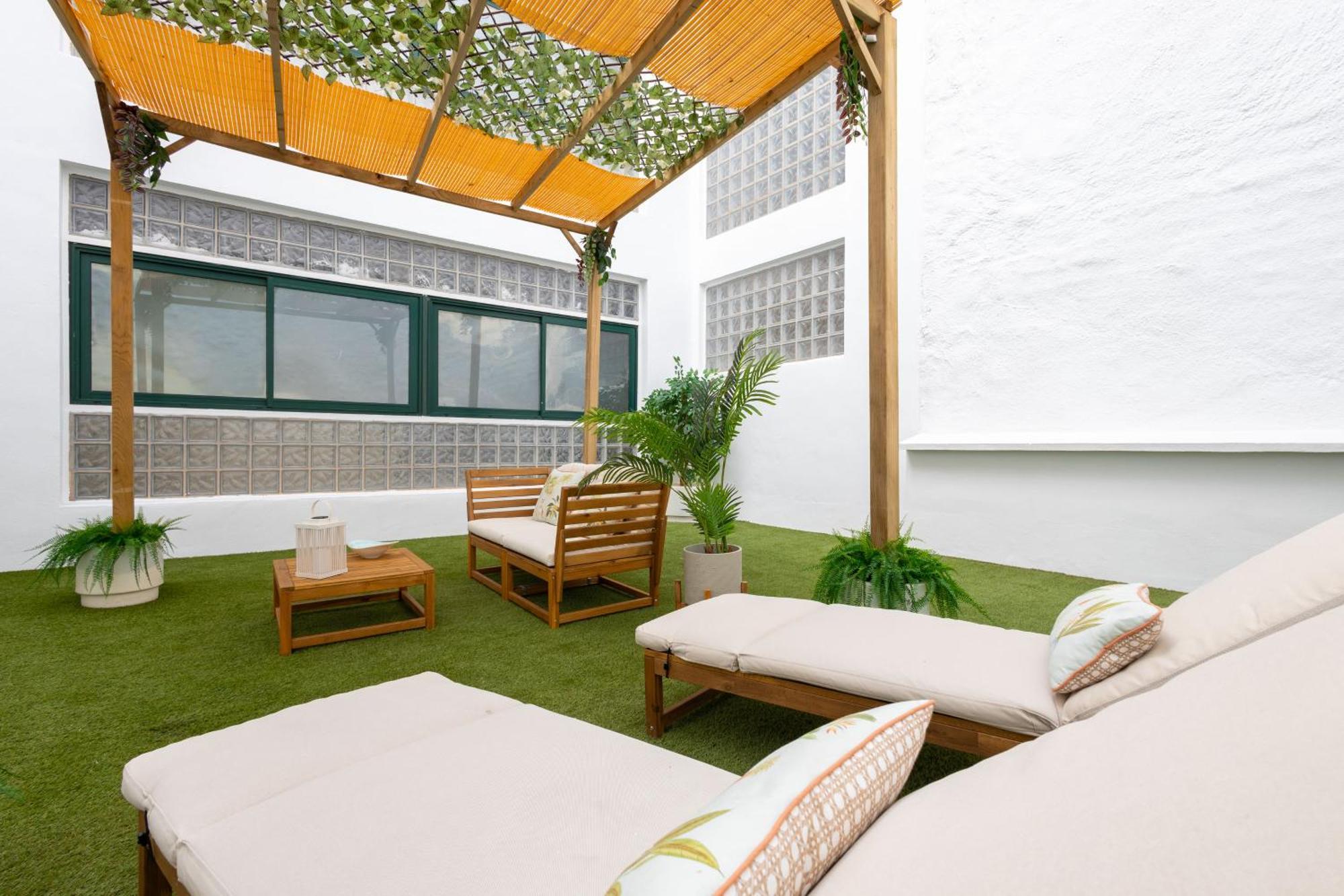 C30 Deluxe Studio With Terrace Into Cathedral Square Διαμέρισμα Μάλαγα Εξωτερικό φωτογραφία