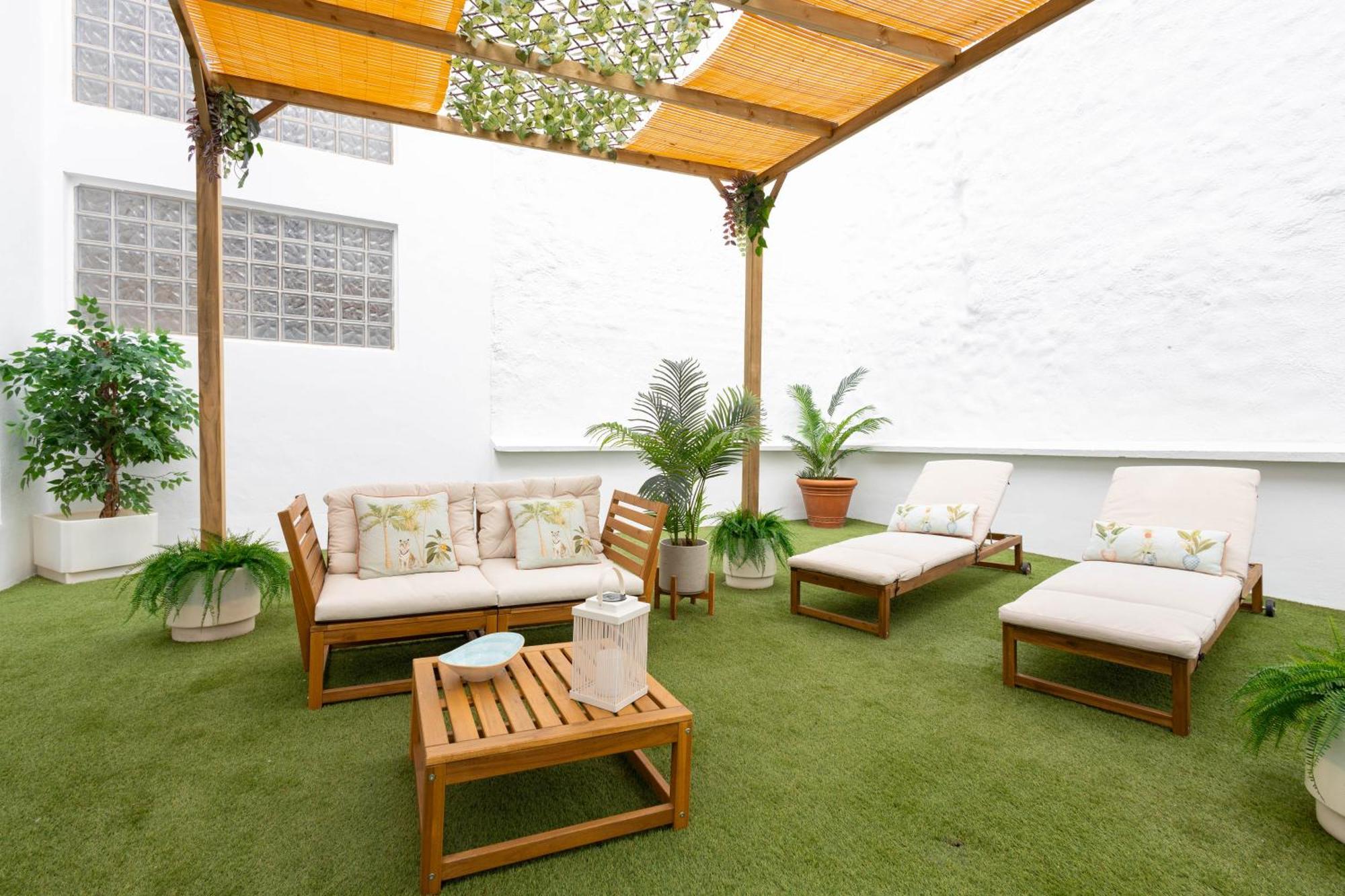 C30 Deluxe Studio With Terrace Into Cathedral Square Διαμέρισμα Μάλαγα Εξωτερικό φωτογραφία