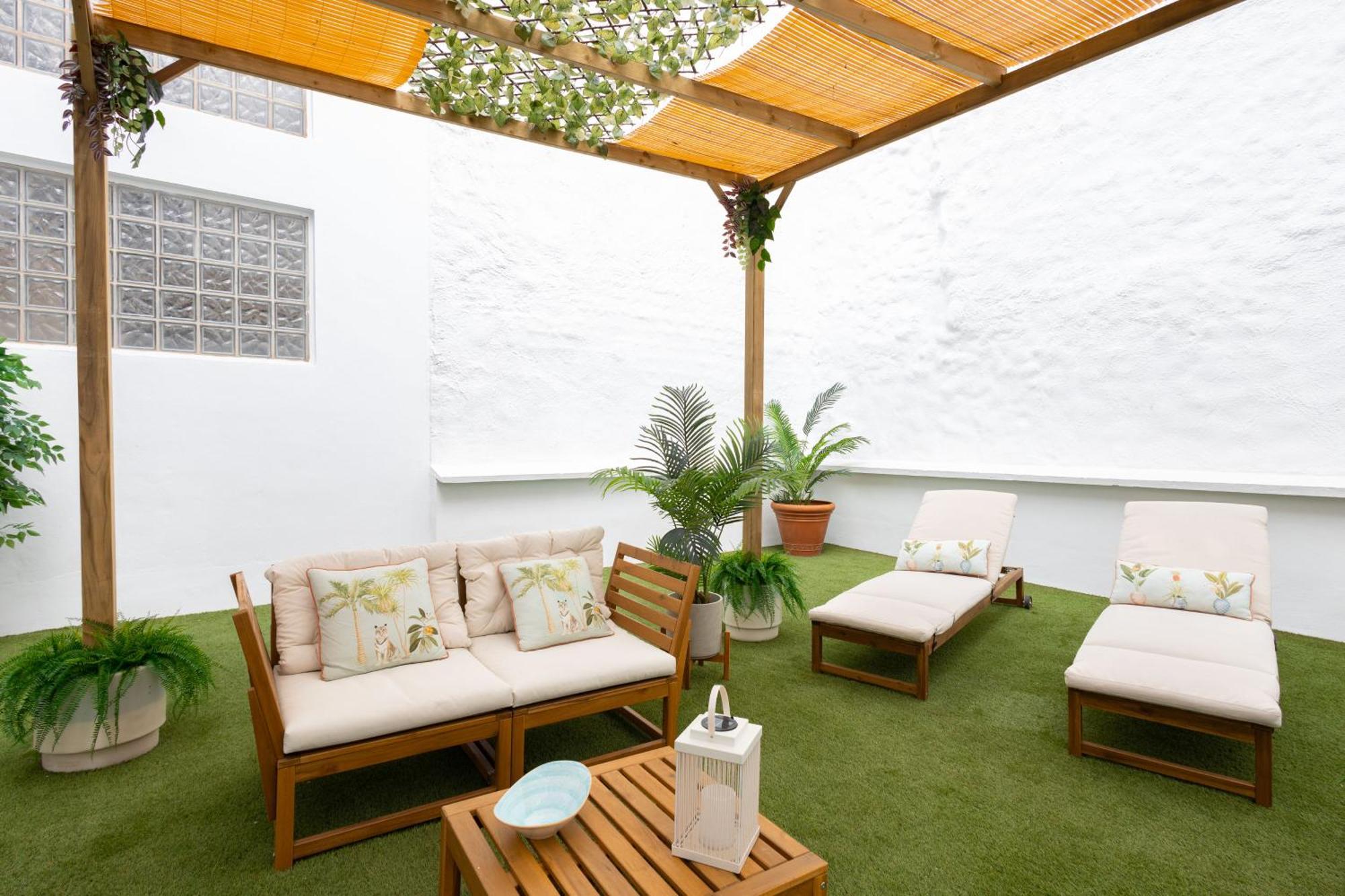 C30 Deluxe Studio With Terrace Into Cathedral Square Διαμέρισμα Μάλαγα Εξωτερικό φωτογραφία