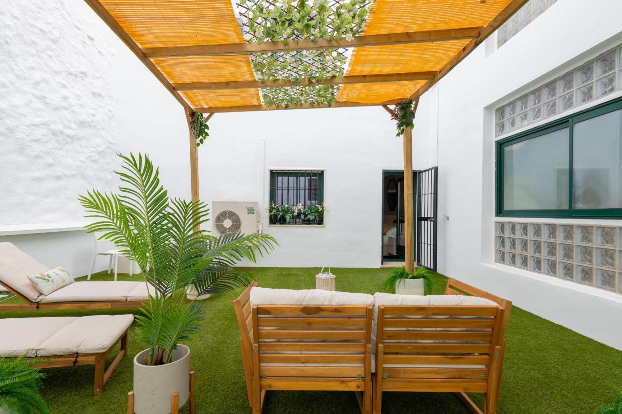 C30 Deluxe Studio With Terrace Into Cathedral Square Διαμέρισμα Μάλαγα Εξωτερικό φωτογραφία